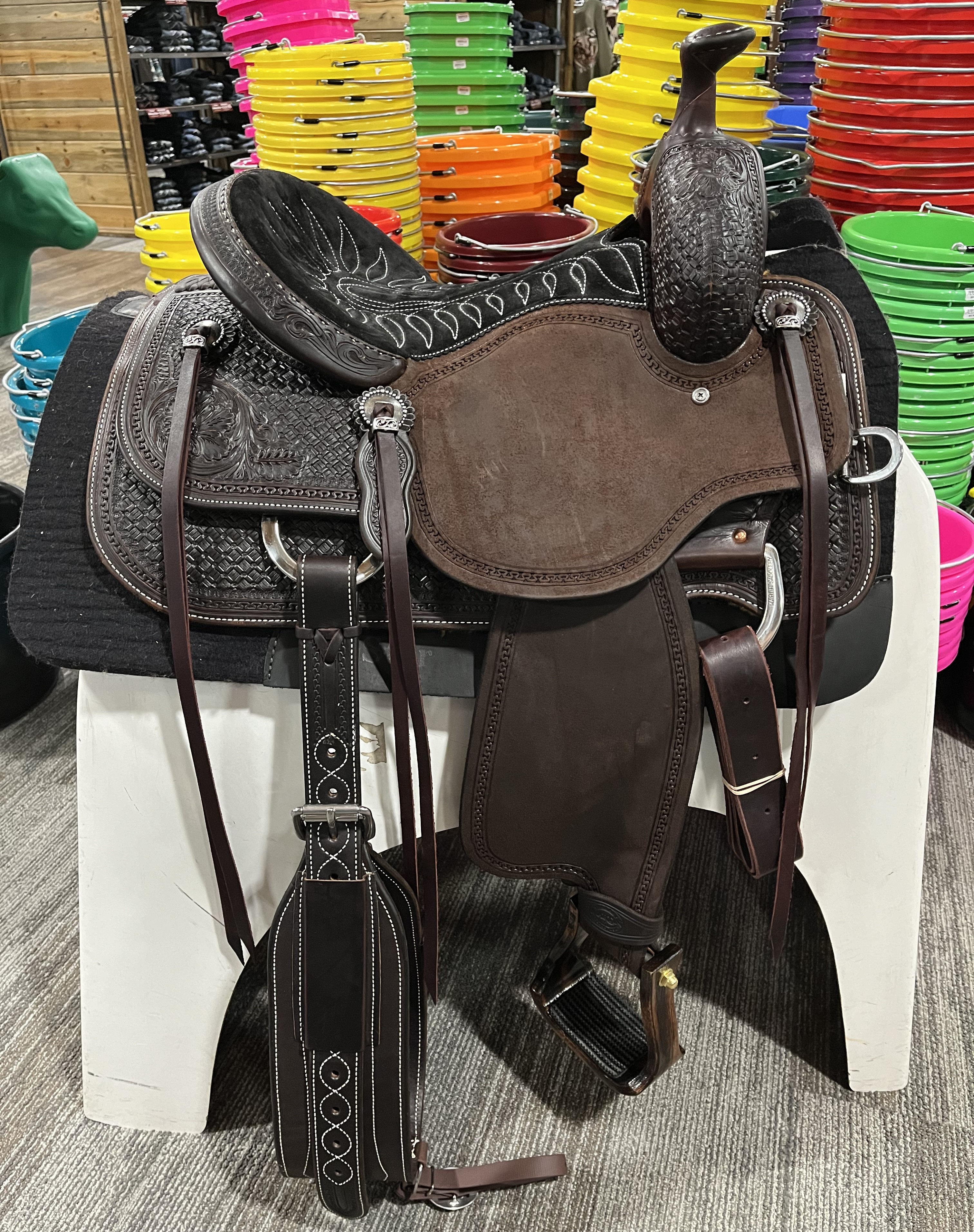 14" Chocolate All-Around with Full Black Seat by Martin Saddlery